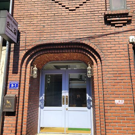 Son-Gil Guesthouse Jinju Esterno foto