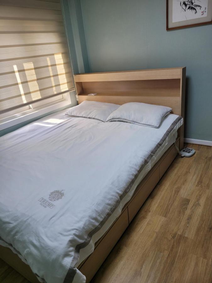 Son-Gil Guesthouse Jinju Esterno foto